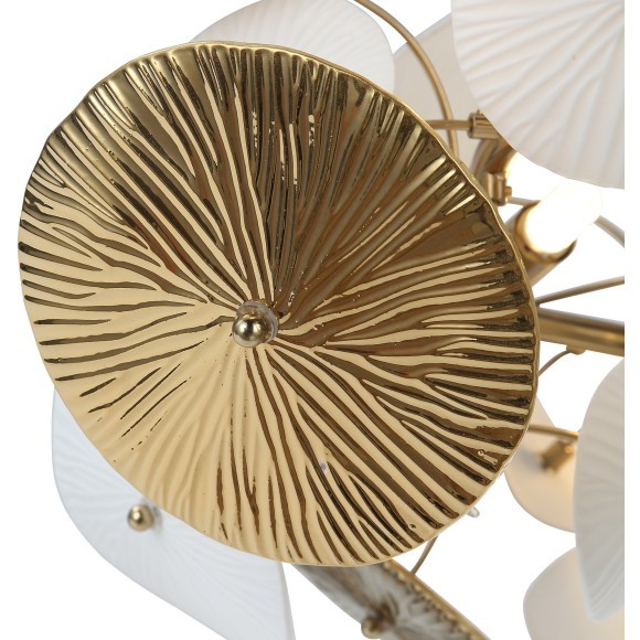 SL1518.303.06 Светильник подвесной ST-Luce Латунь/Белый G9 6*5W 4000K DAHLIA