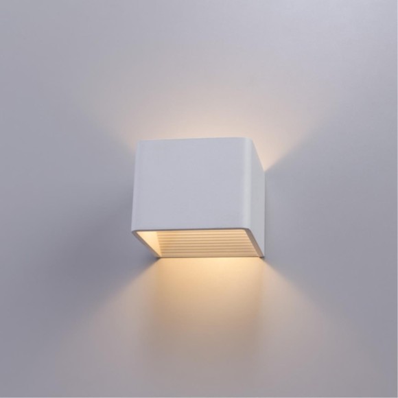 Бра Arte Lamp A1423AP-1WH SCATOLA светодиодная LED 5W Бра Arte Lamp A1423AP-1WH SCATOLA светодиодная LED 5W