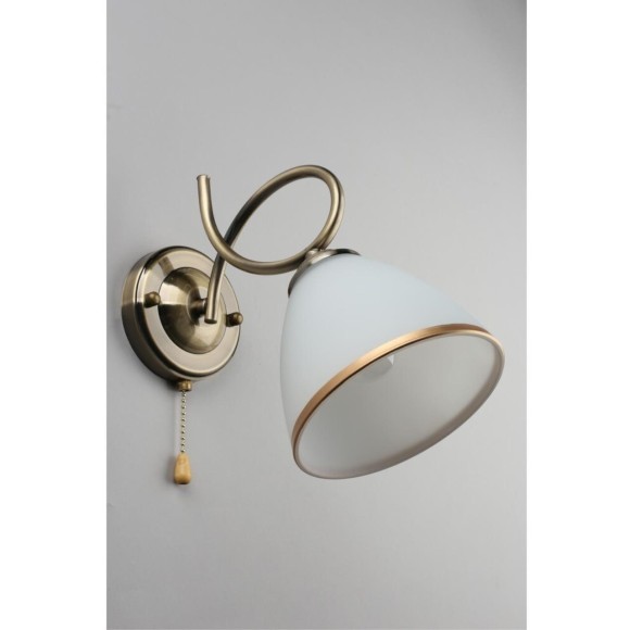 Бра 253 OML-25301-01