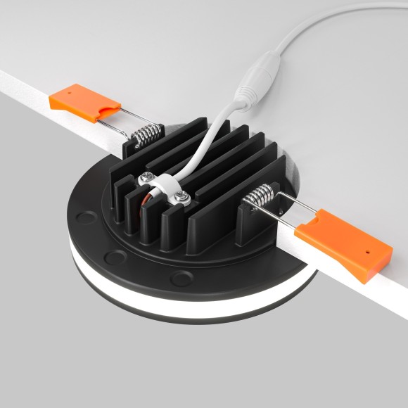 Настенно-потолочный светильник Maytoni DL303-L12B4K Phanton светодиодный LED 12W